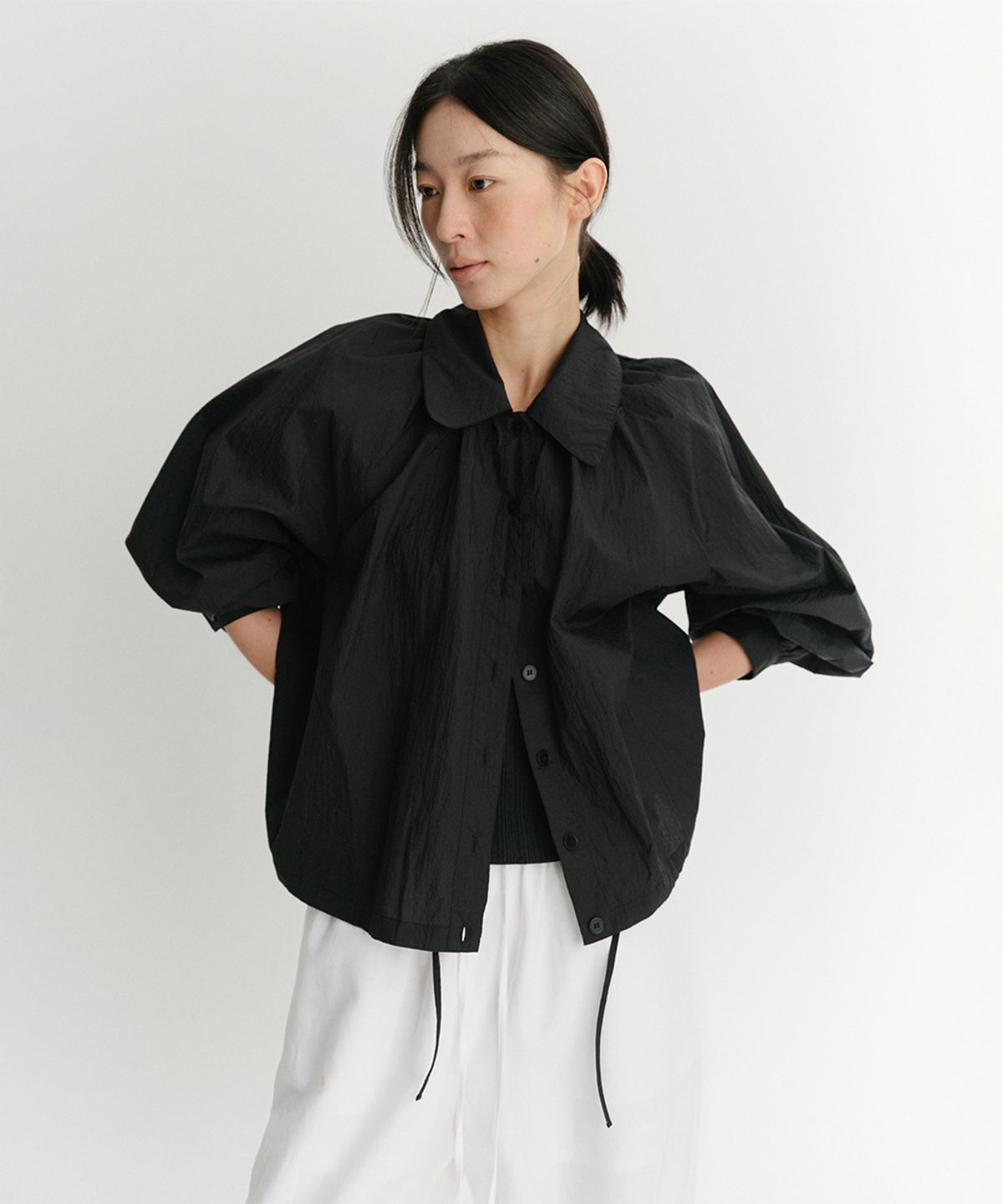 이아(EAAH) WES SHIRT (BLACK)