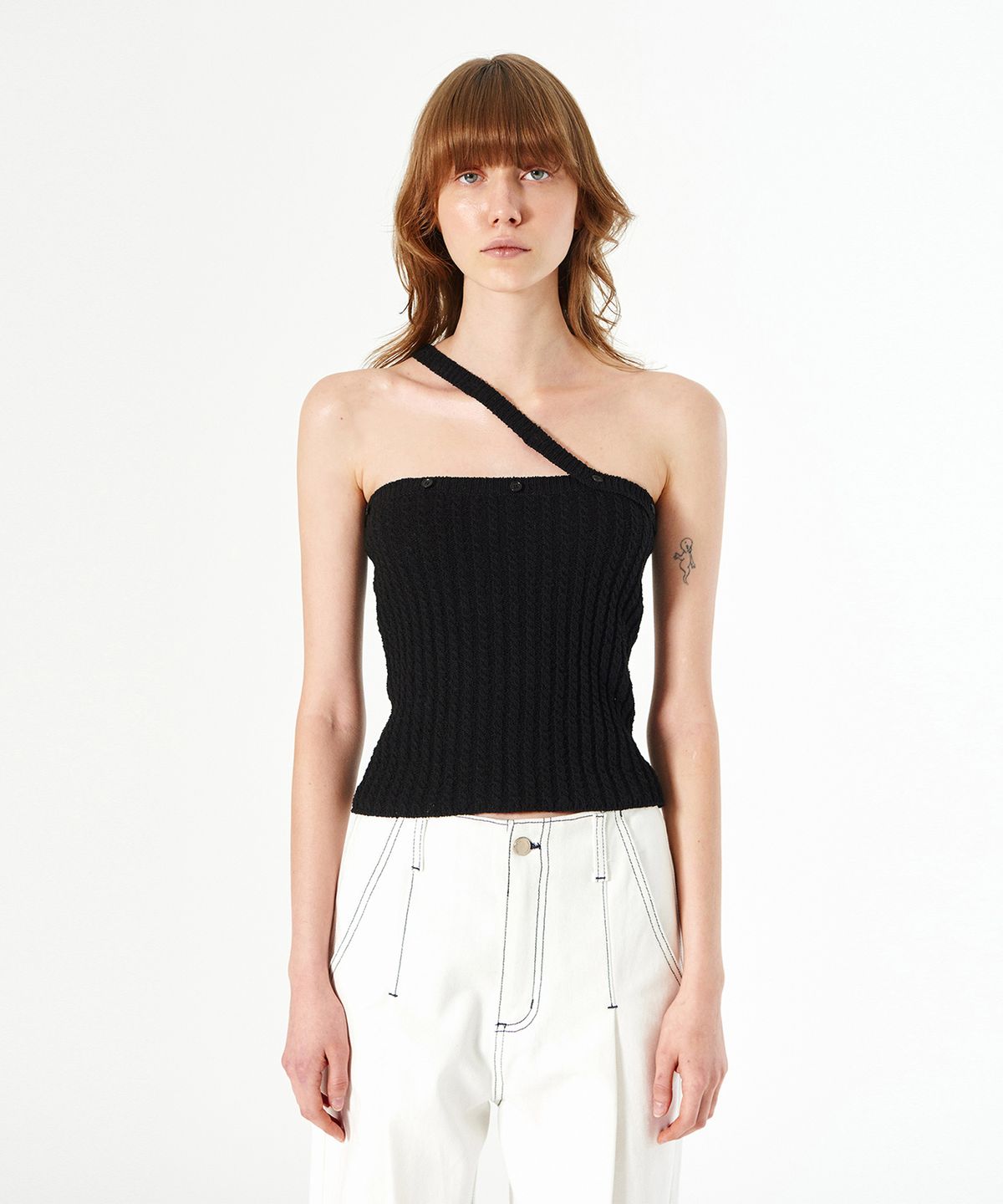 다이애그널(DIAGONAL) STRAP BUTTON TUBE TOP (black) - 사이즈 & 후기 | 무신사