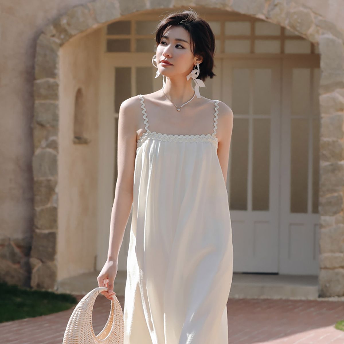 랭썬(LANGSON) LS_Holiday wave sling sleeveless dress