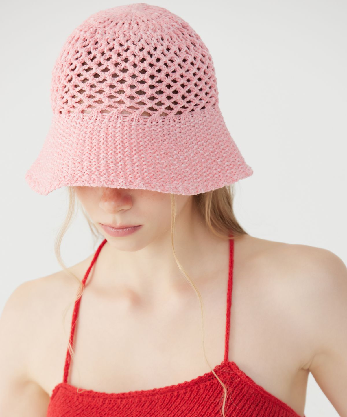 꾸아페(QUAFE) KNIT NET BUCKET HAT_Berry Pink