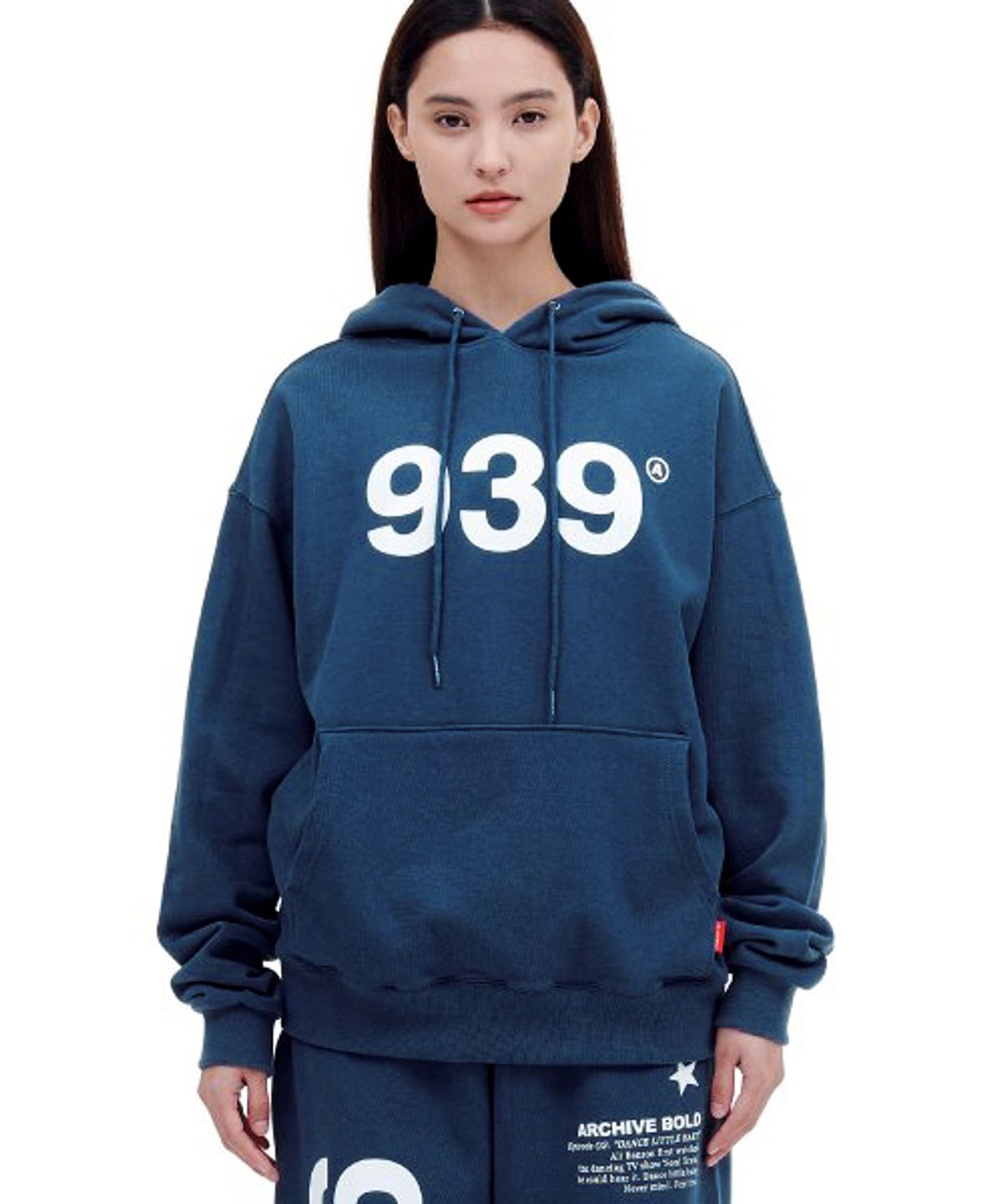아카이브 볼드(ARCHIVE BOLD) 939 LOGO HOOD (PEACOCK BLUE)