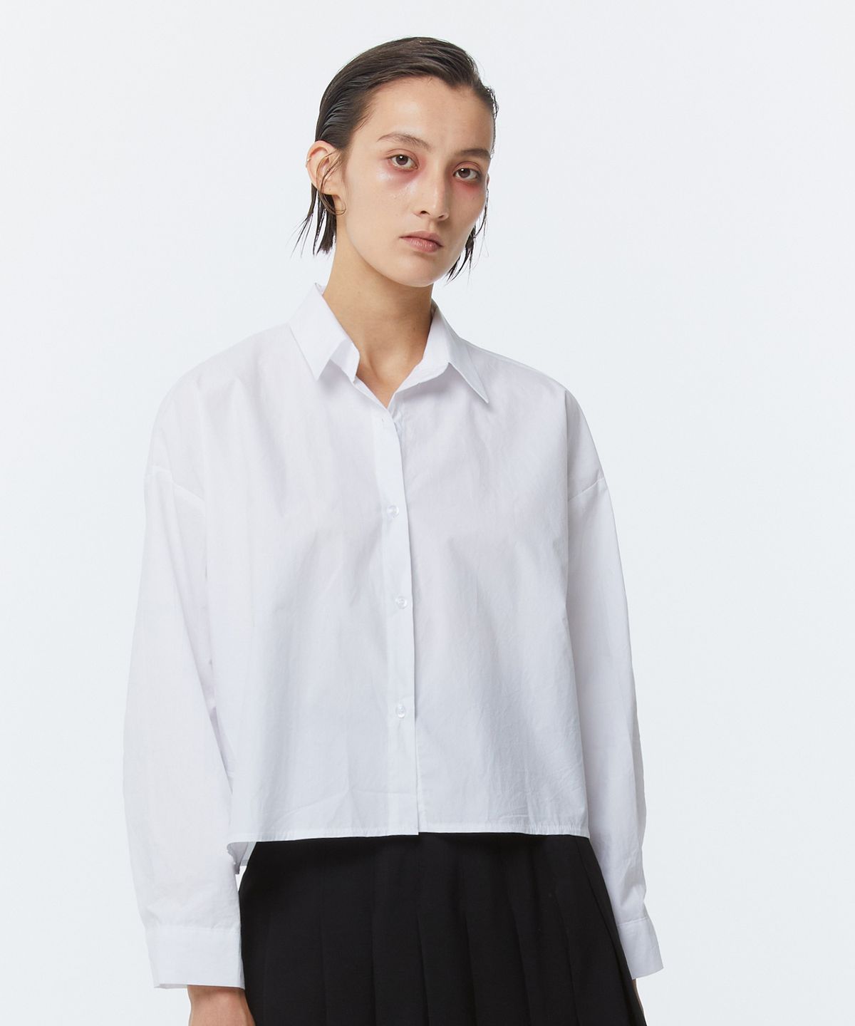 킴도(KIMDOH) BACK SLIT CROPPED SHIRT WHITE