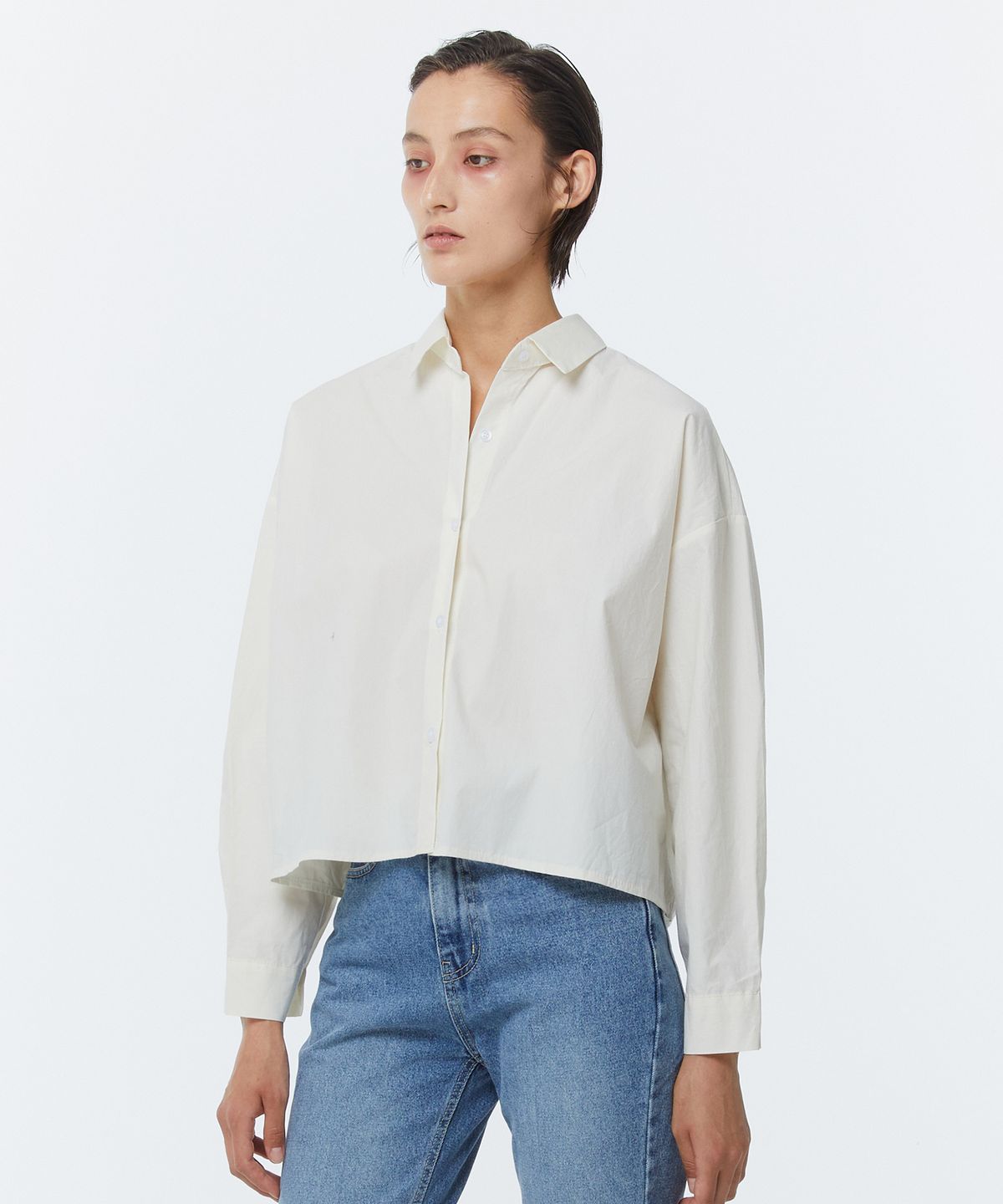 킴도(KIMDOH) BACK SLIT CROPPED SHIRT IVORY