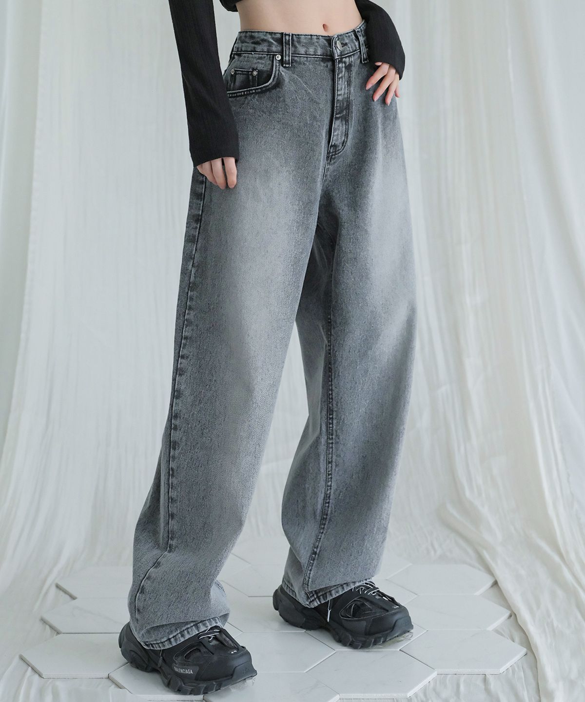 어반드레스(AVANDRESS) this is wide denim pants snow BLACK