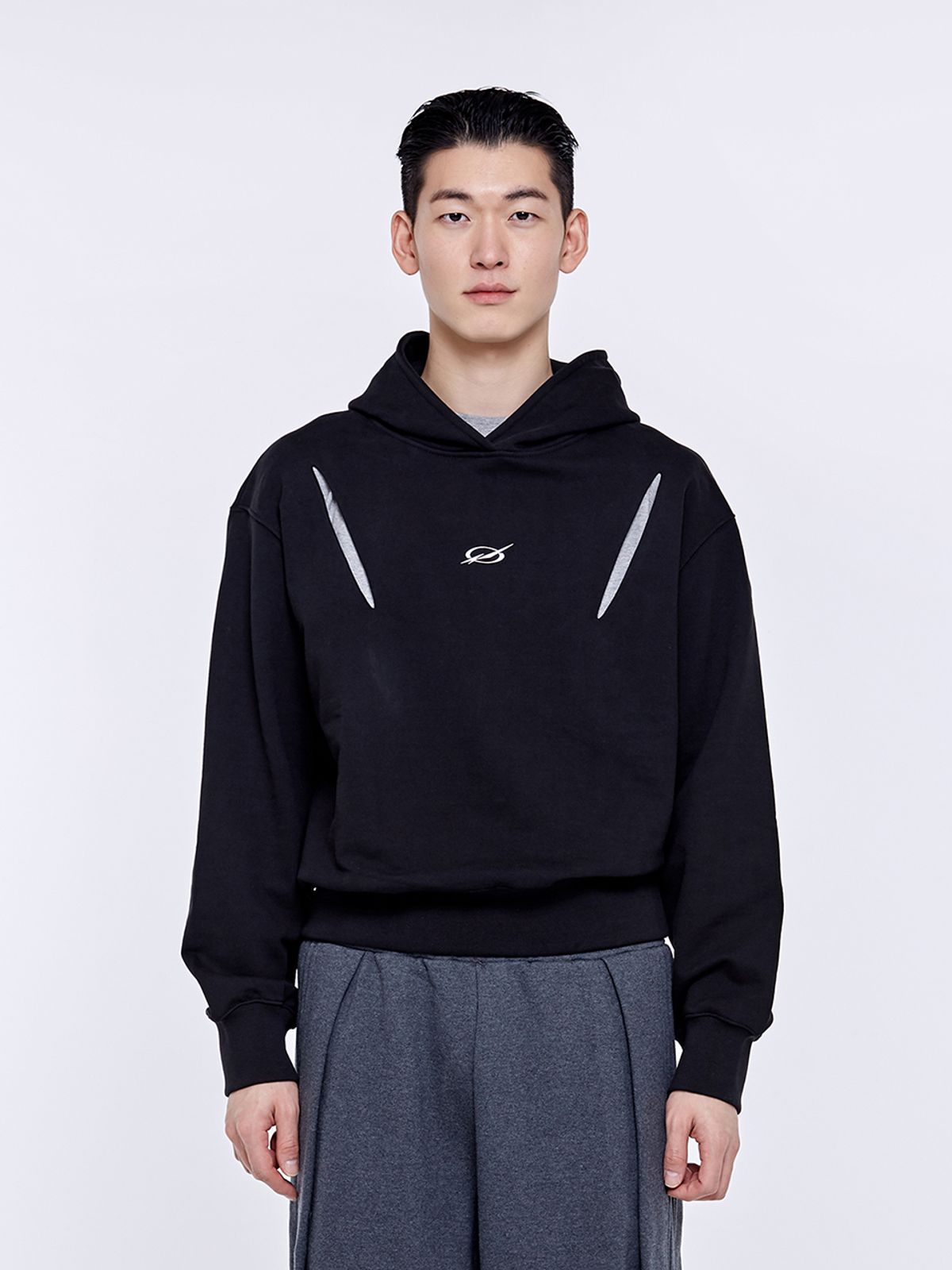 51퍼센트(51PERCENT) Devils Laugh Logo Hoodie - Black