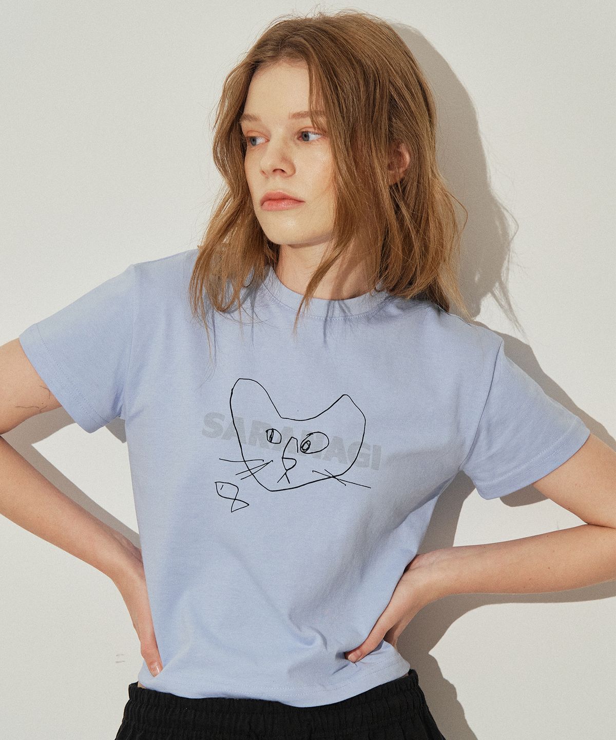 사라나기(SARANAGI) SE01-CROP DOODLE TSHIRT SKY BLUE