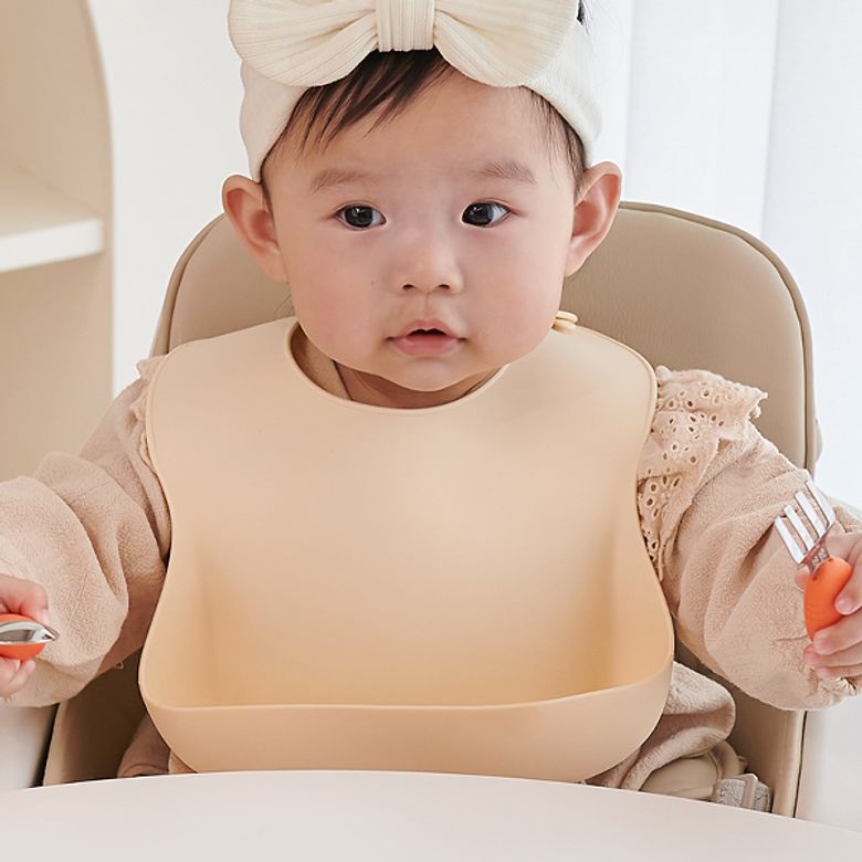 실리콘 턱받이