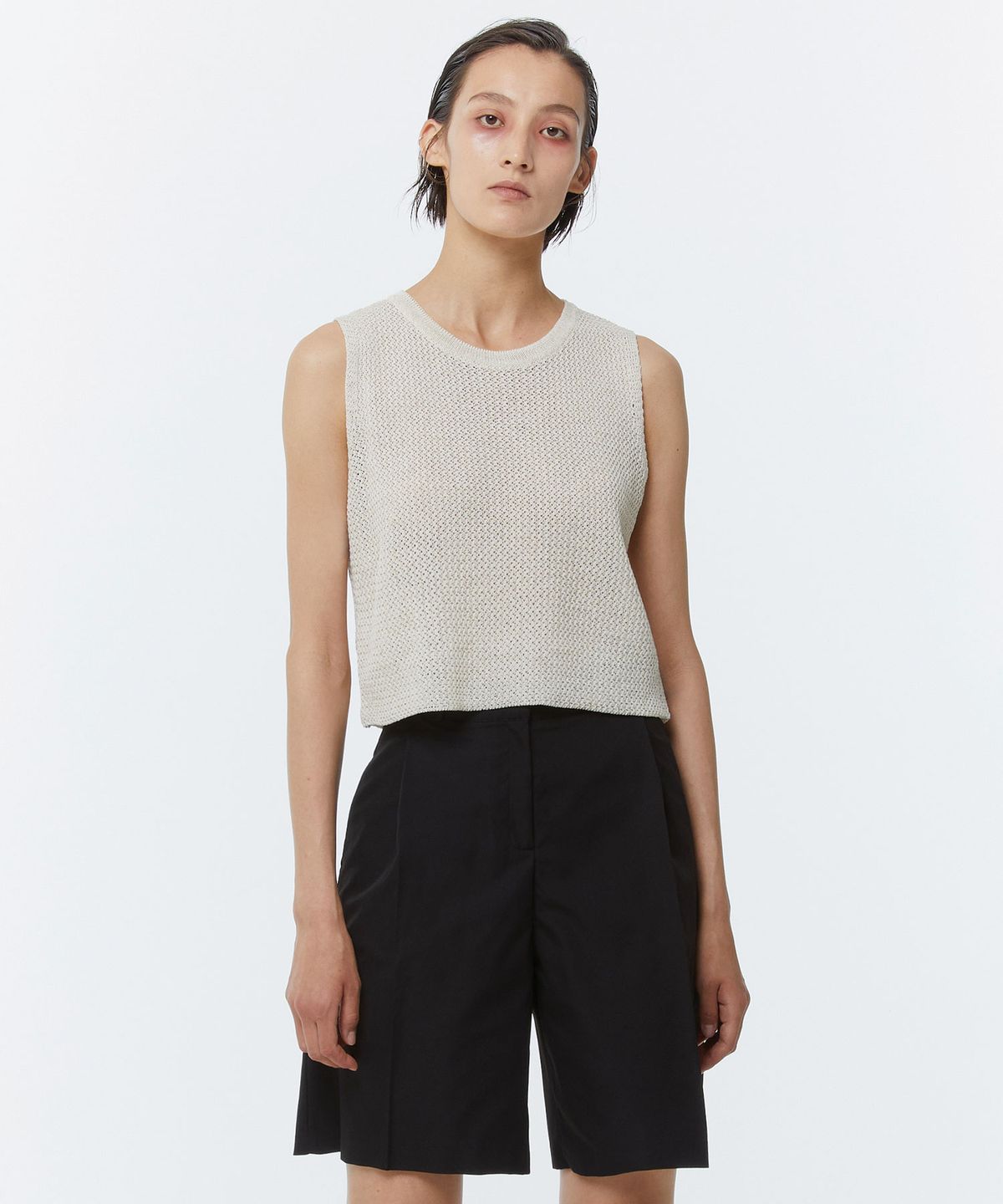 킴도(KIMDOH) WOOL ROUND SQUARE SLEEVELESS TOP IVORY