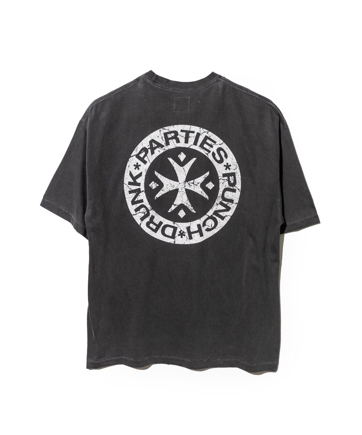 펀치드렁크파티즈(PUNCH DRUNK PARTIES) Hurt Logo Garment Dyed Tee (CHARCOAL)
