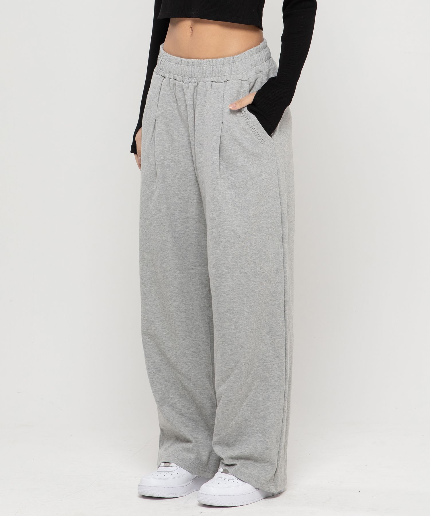 パンツ Fallett Brush logo one-tuck wide sweatpants dark gray FA2203 MUSINSA | CHAMBROS Point Logo One-Tuck Wide Sweatpants [Gray]