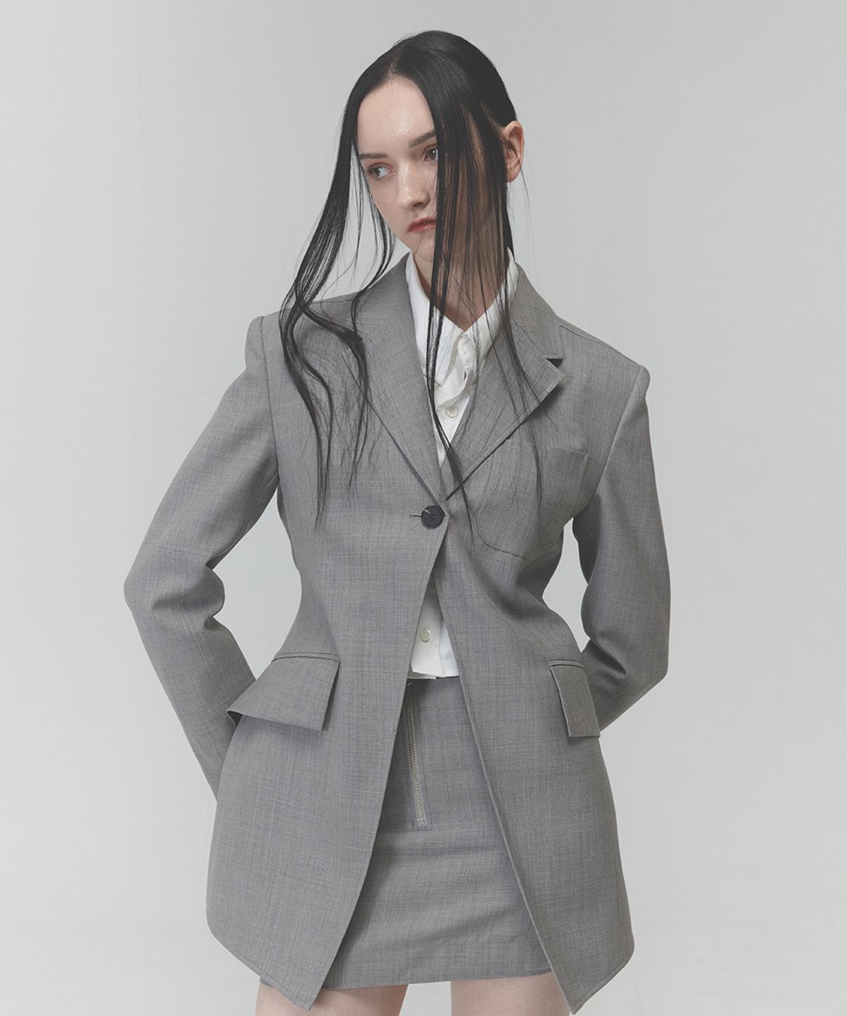 라클레르(RACLEUR) RA 원버튼 테일러드 싱글 자켓[GRAY]