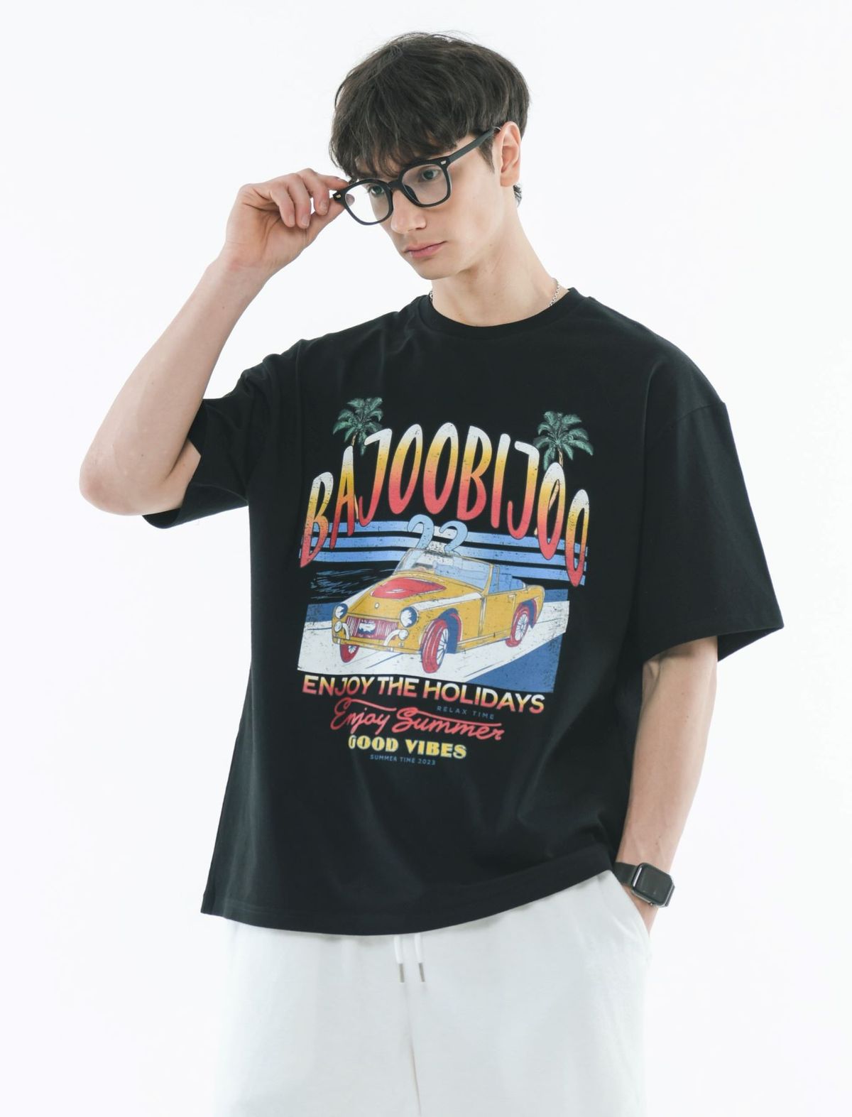 바쥬비쥬(BAJOO BIJOO) HOLIDAY GRAPHIC OVER FIT TEE [BLACK]