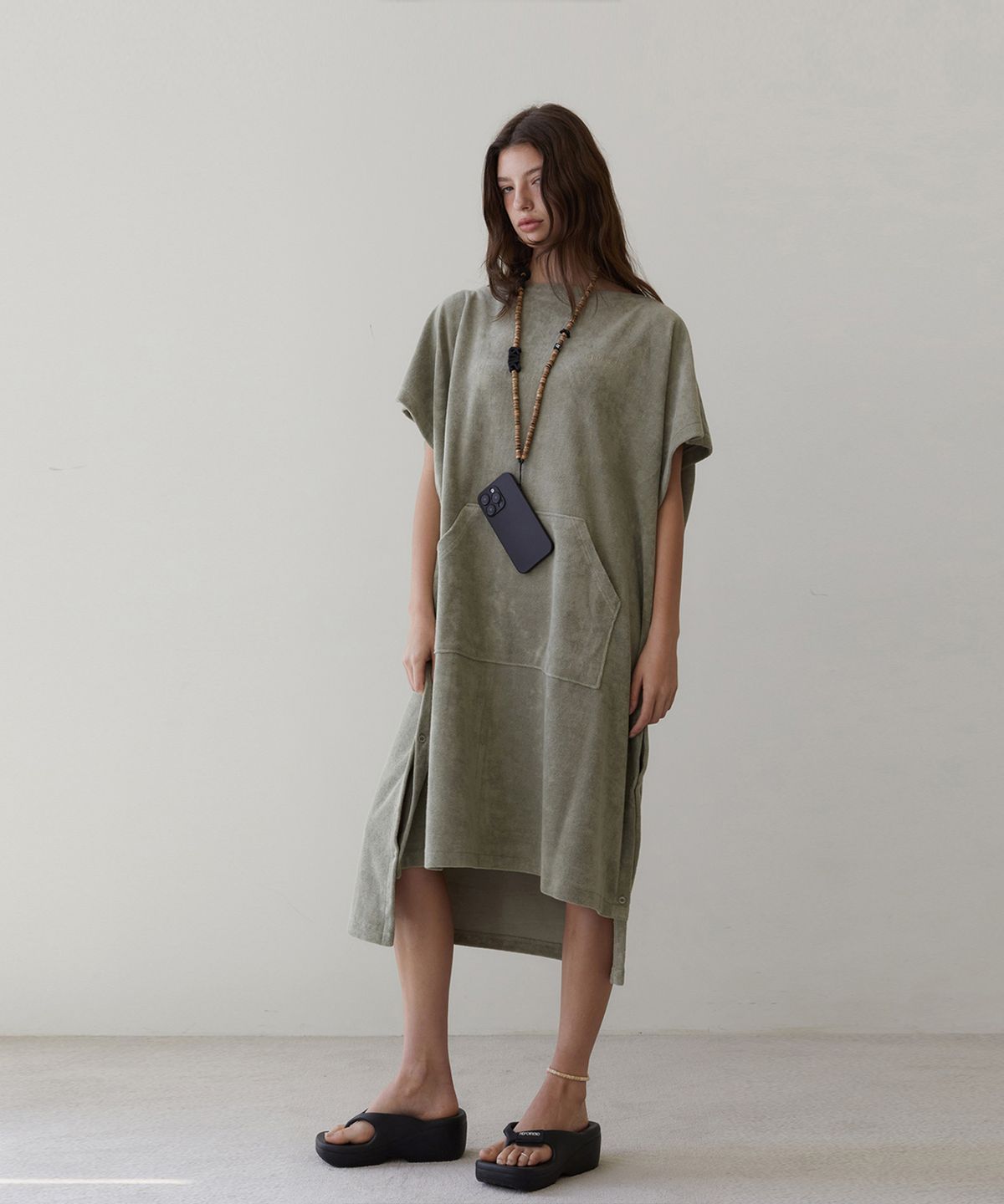 르브아시스(REVOIRSIS) RVIS terry twoway poncho khaki