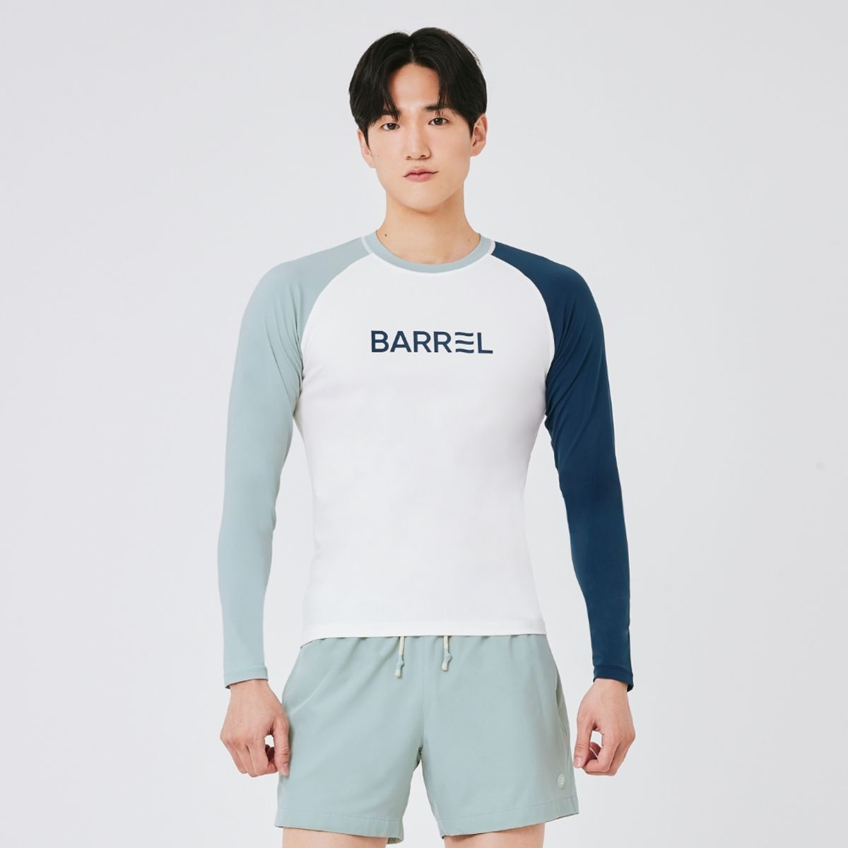 배럴(BARREL) 맨 리조트 스탠다드핏 오드 래쉬가드 오프화이트 (B3SMWRG008OWT)