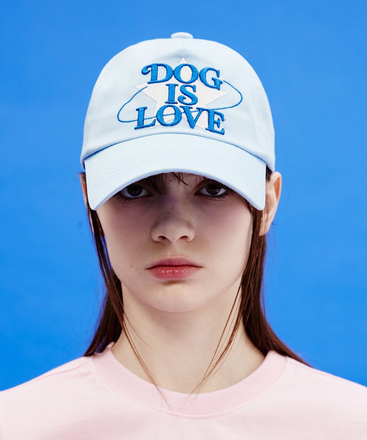 와이케이(WAIKEI) Dog is love 스타 볼캡 스카이블루