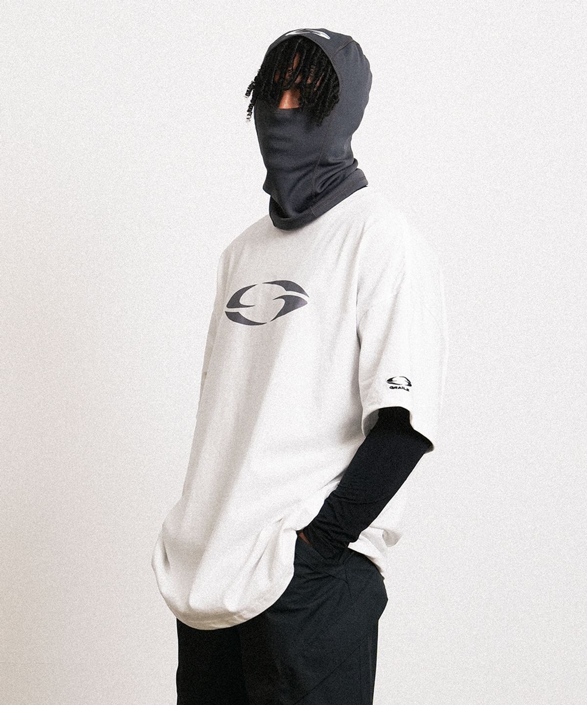 그레일즈(GRAILZ) OVAL LOGO T-SHIRTS [WHITE]