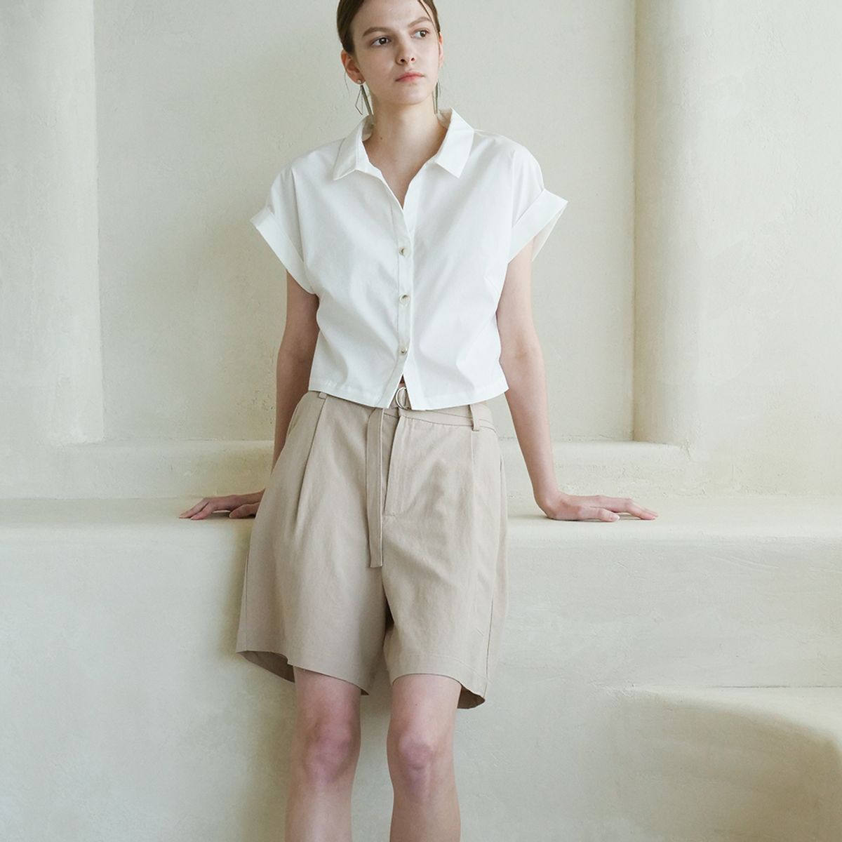 아쿠드(ACUD) Linen Pintuck Detail Short Pants _ Beige