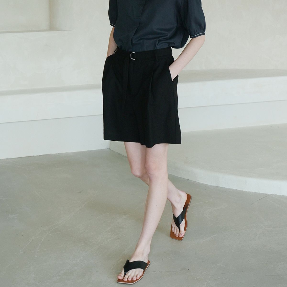 아쿠드(ACUD) Linen Pintuck Detail Short Pants _ Black
