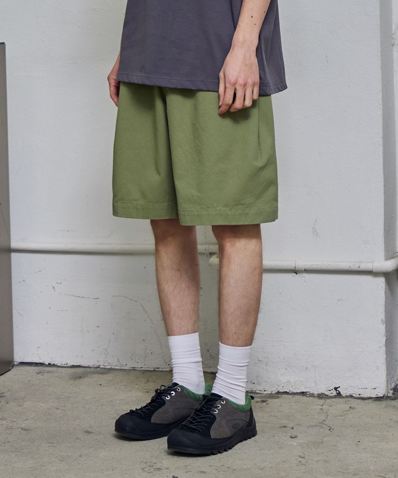 ​​​​VENICE SIDE TUCK  COTTON SHORTS (OLIVE)