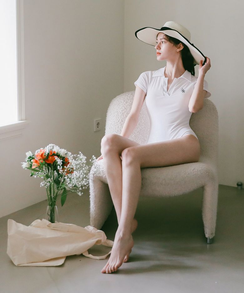 L&R Collar neck monokini White