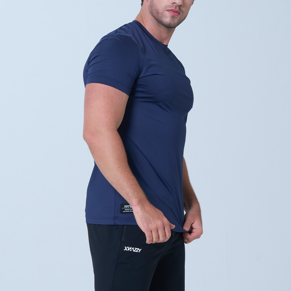엑스네지(XNAZZY) 발란스 머슬핏 반팔티셔츠 XN23SSMTS01 [NAVY]