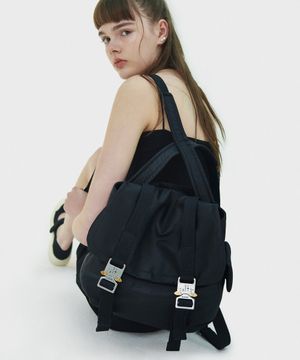 오후 다섯시반 백팩_블랙