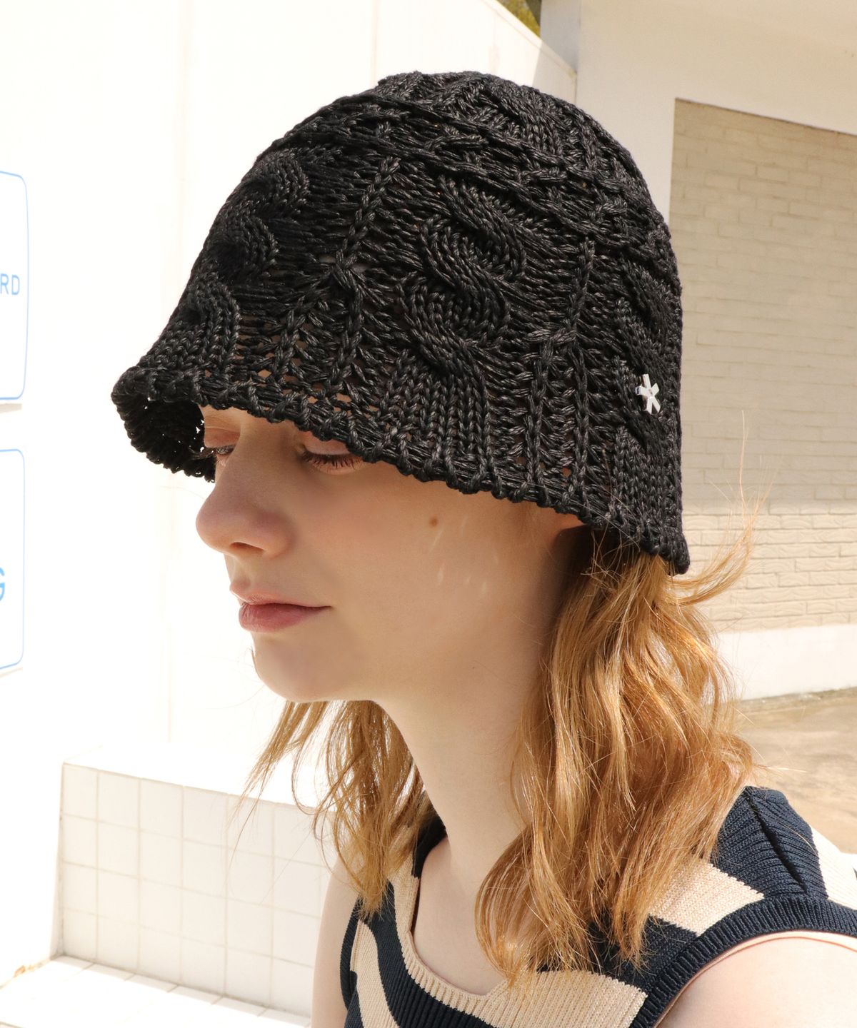엘케블룸(ELKE BLOEM) JULY BLACK BUCKET HAT