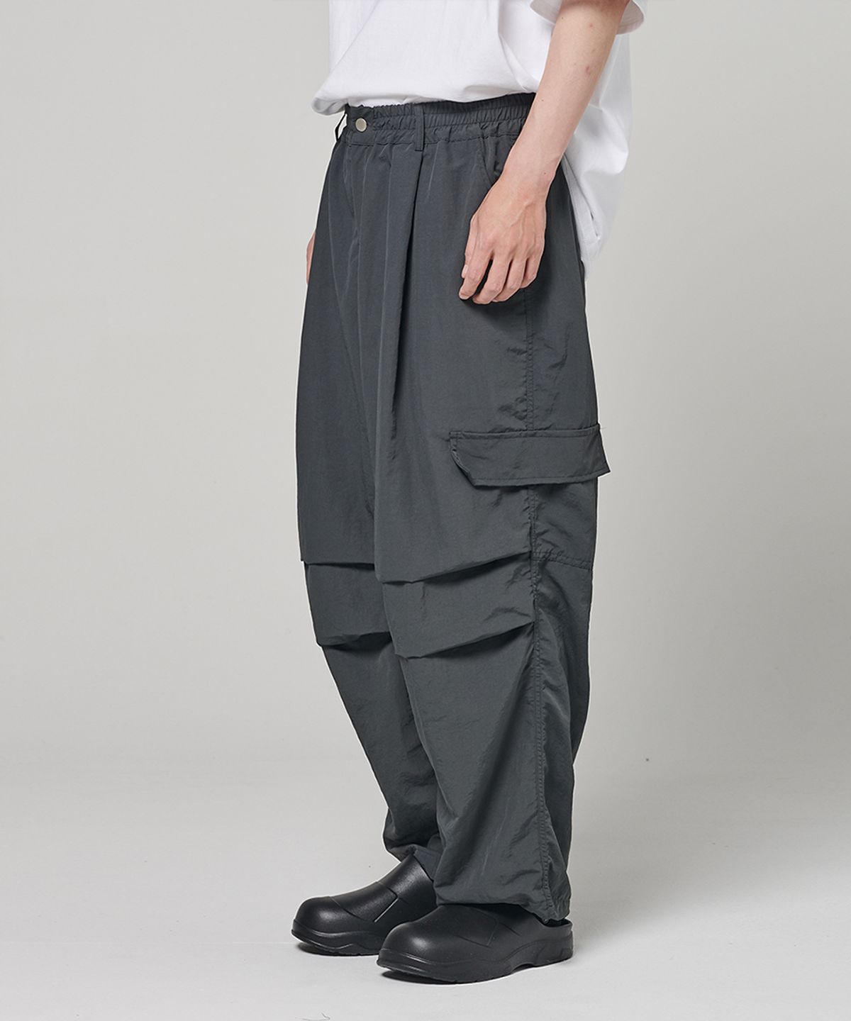 아케시(AKECII) 와이드 파라슈트 벌룬 팬츠 차콜