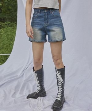 플라워 7956 더스티워시 미디움인디고 쇼츠 핫팬츠