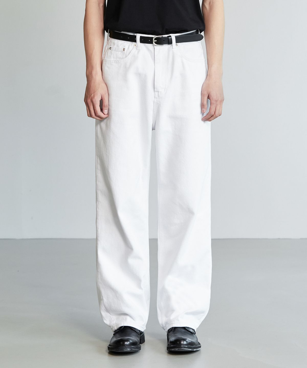 브랜디드(BRANDED) 1854 CLEAR WHITE JEANS [EXTRA WIDE STRAIGHT]