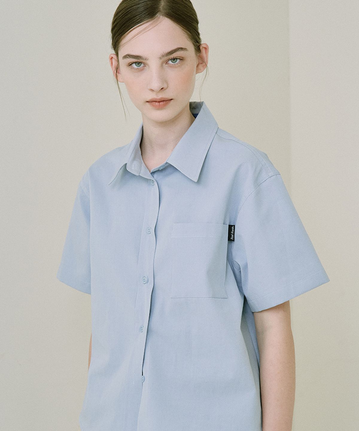 로제프란츠(ROSEFRANTZ) Basic Crop Shirt [Light Blue]