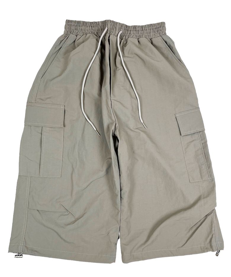 Nylon Cargo Wide Long Half Pants Beige