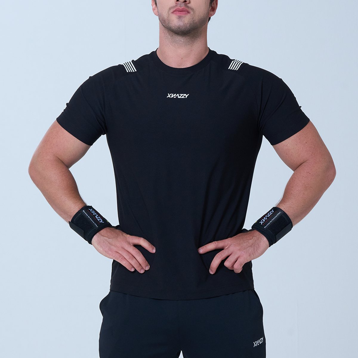 엑스네지(XNAZZY) 라이프 스포티 반팔티셔츠 XN23SSMTS04 [BLACK]