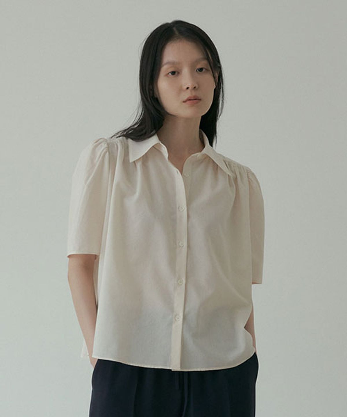 링서울(LINGSEOUL) tencel shirring blouse-beige