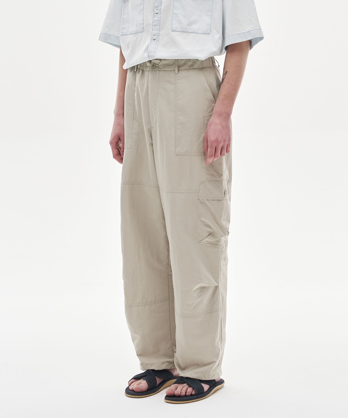 노운(NOUN) round cargo pants (light beige)