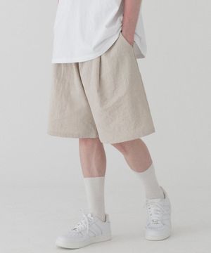 컴포터블 린넨 원 턱 버뮤다 팬츠 (베이지)