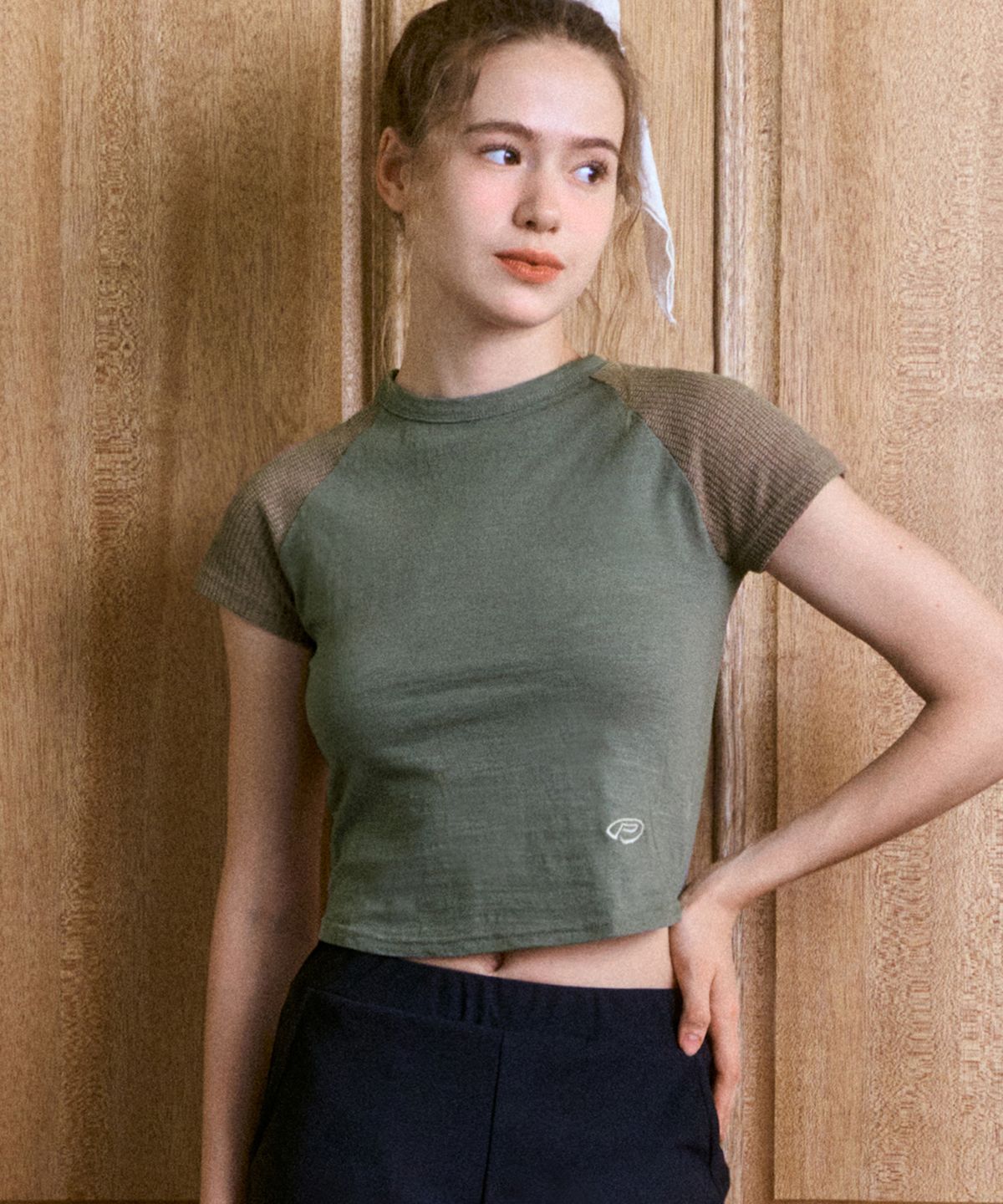 피스메이커(PIECE MAKER) EX KNIT CAP SLEEVE CROP TEE (OLIVE)