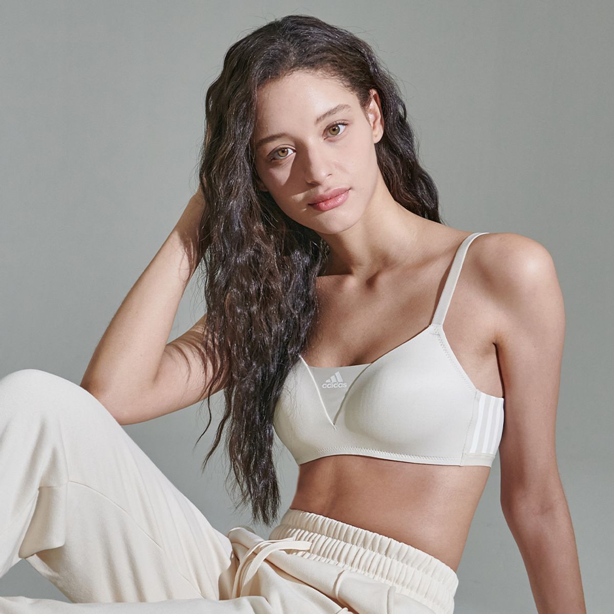 아디다스 언더웨어(ADIDAS UNDERWEAR) [브라1+팬티2] 노와이어 에어로레디 에센셜 브라팬티 BE