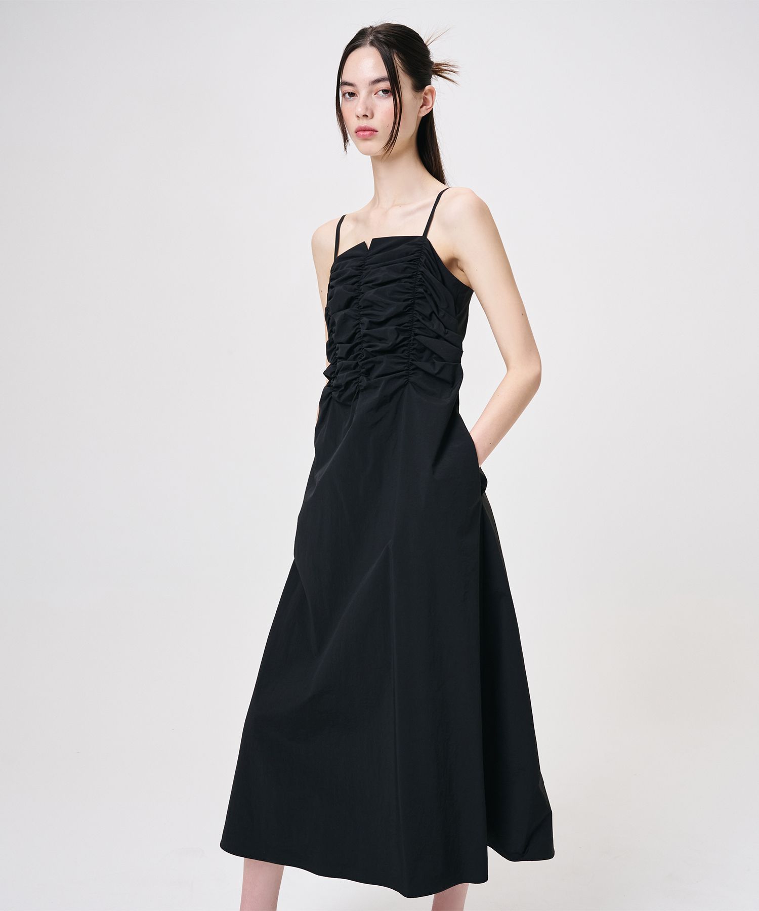 MUSINSA | ETMON Slip Heart Neck Shirring Dress, Black