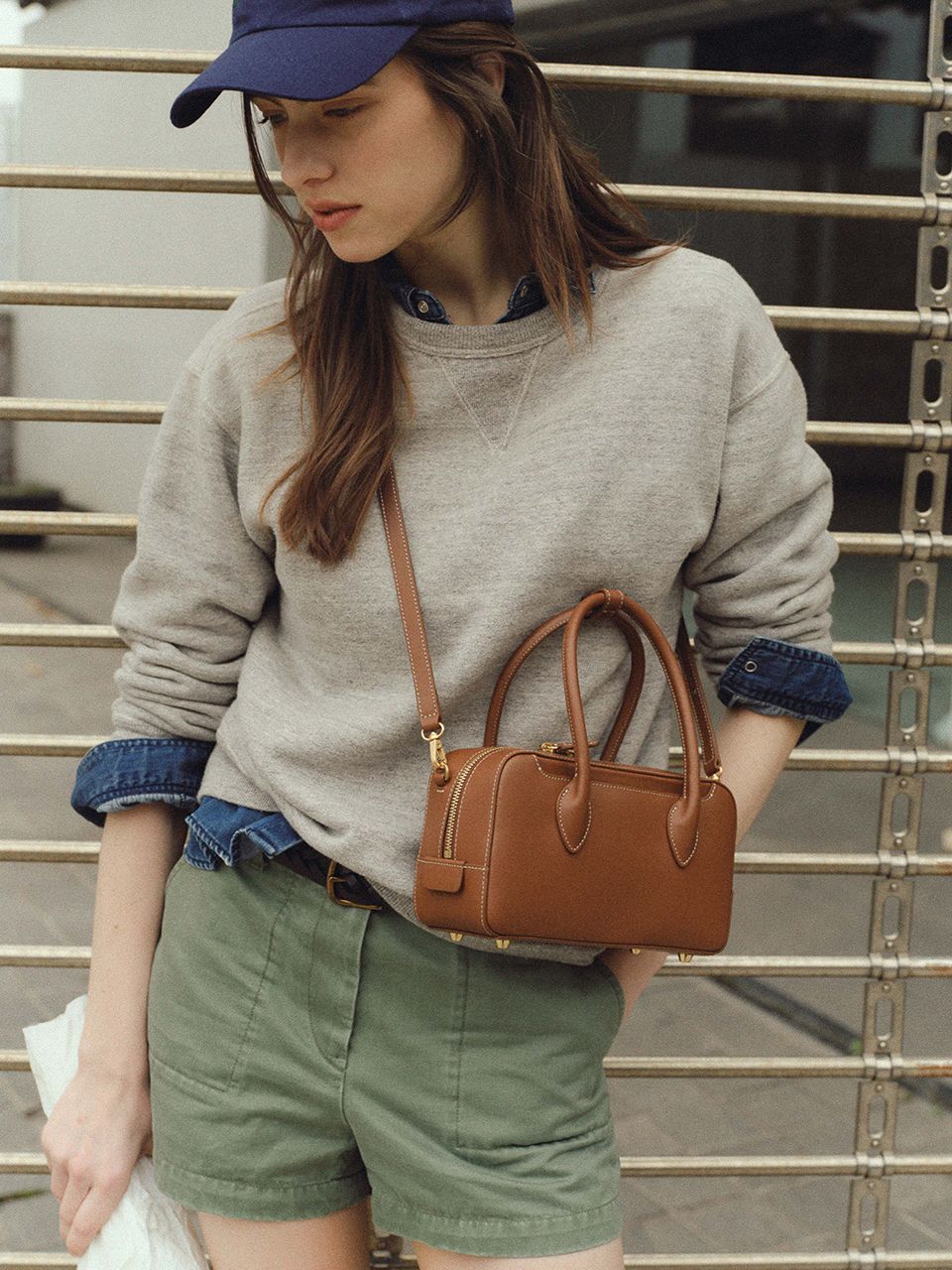 ★DE MERIEL★ Bowling Bag MediumTan Brown BOWLINGBAG Demeriel Bowling Bag Medium [Tan Brown] Brand New, Authentic