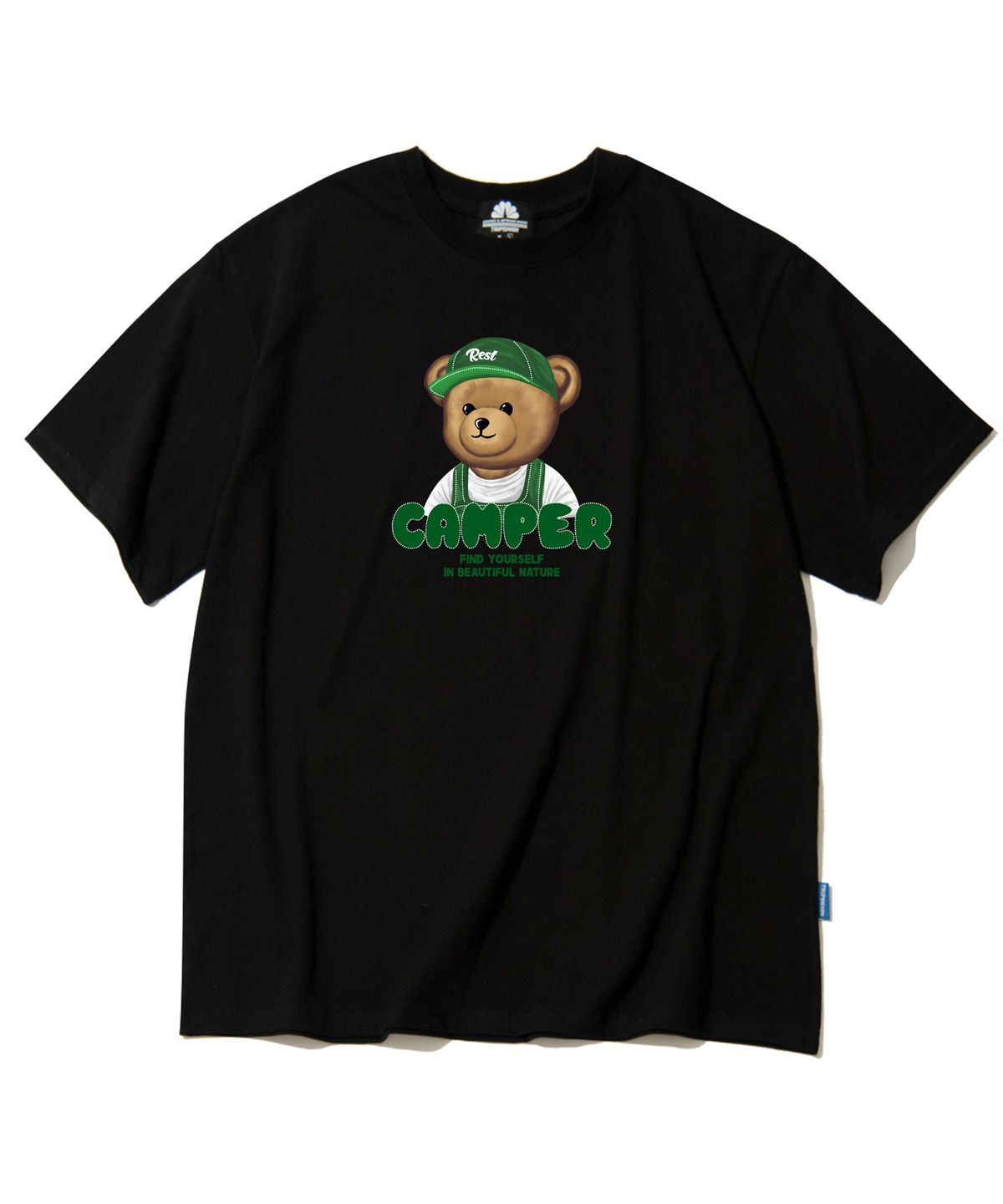 트립션(TRIPSHION) CAMPER BEAR GRAPHIC 티셔츠 - 블랙