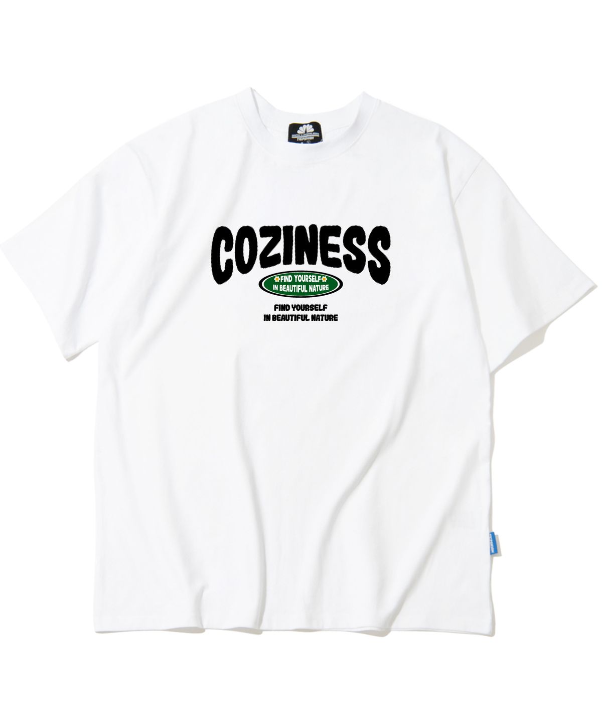트립션(TRIPSHION) COZINESS VARSITY LOGO 티셔츠 - 화이트