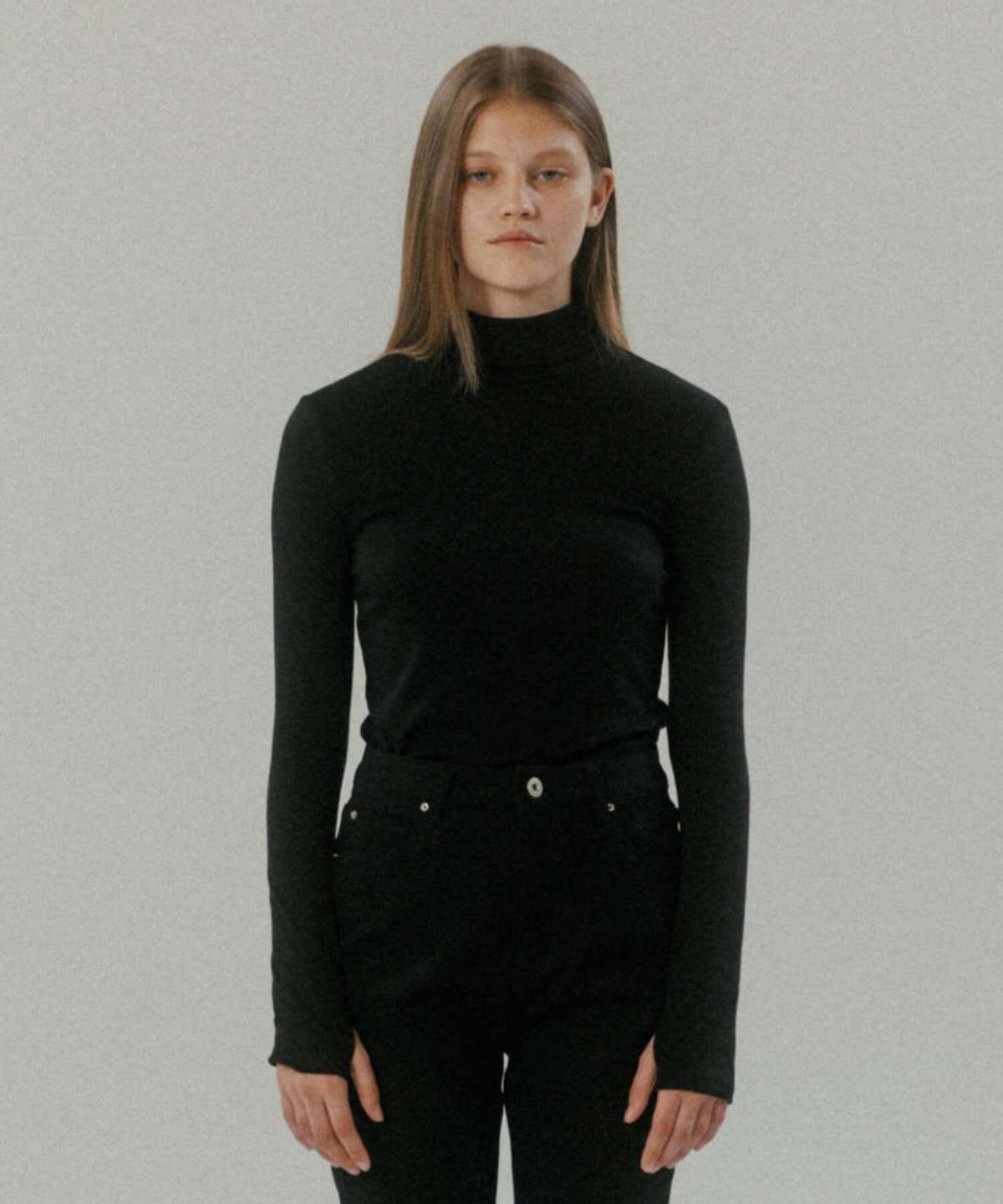 튜드먼트(TTUDEMENT) BASIC ROLL-NECK PULLOVER BLACK