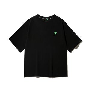 유니) 엠블럼 프린트 반팔티_블랙