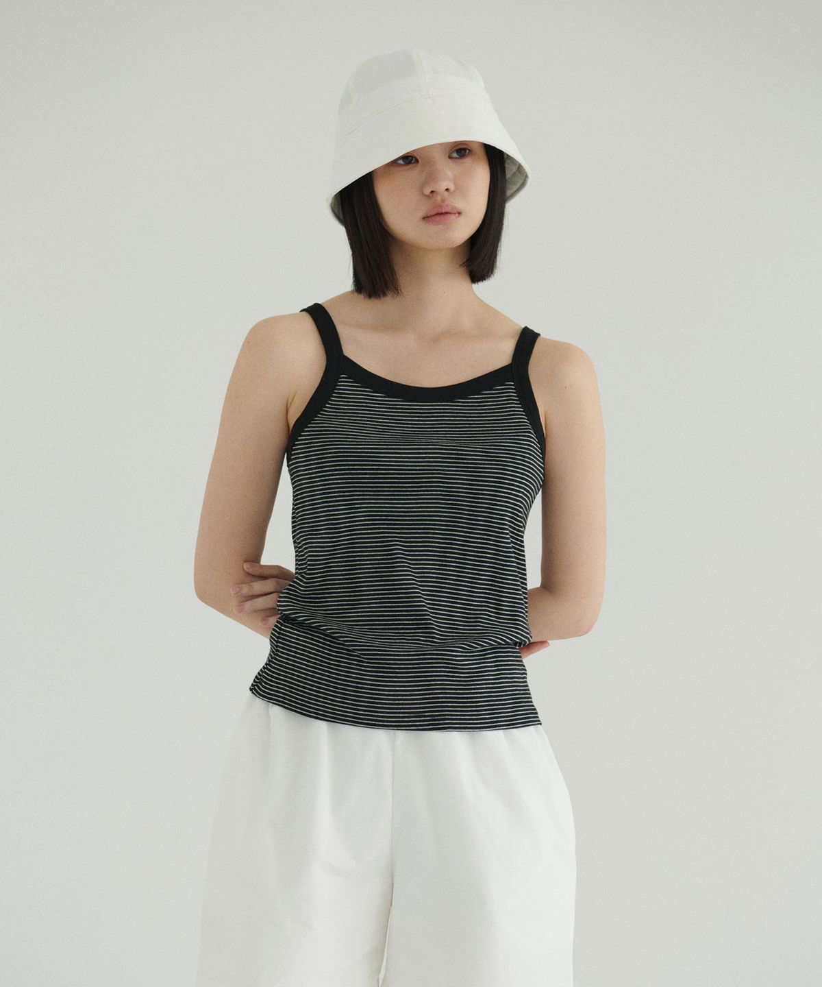 38컴온커먼(38COMEONCOMMON) Stripe Rib Sleeveless (Black)