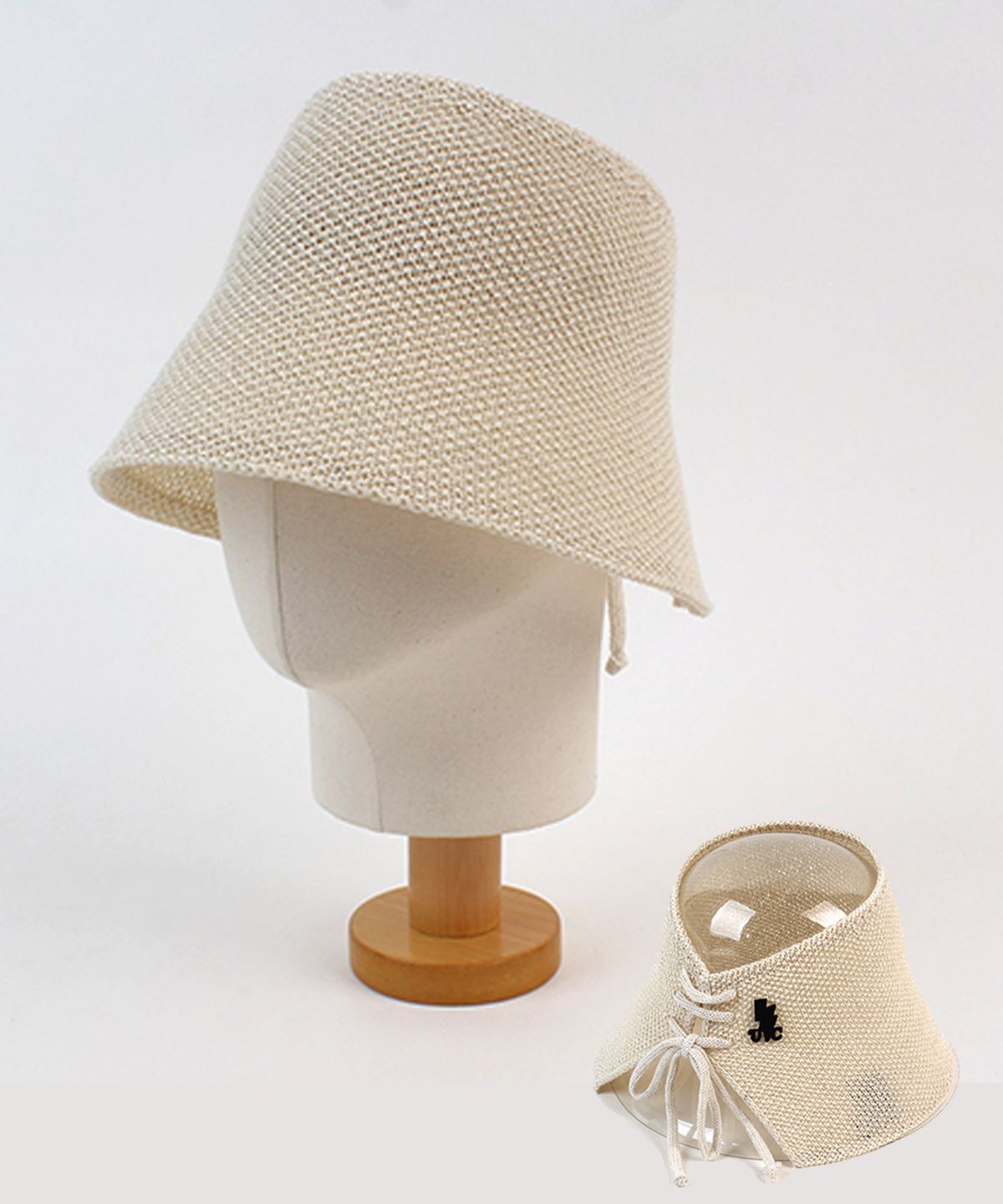 유니버셜 케미스트리(UNIVERSAL CHEMISTRY) Back Strap Ivory Bonnet Hat 보닛햇
