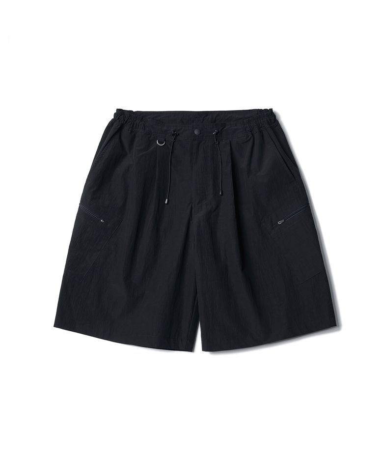 Pleated Runner Shorts Black