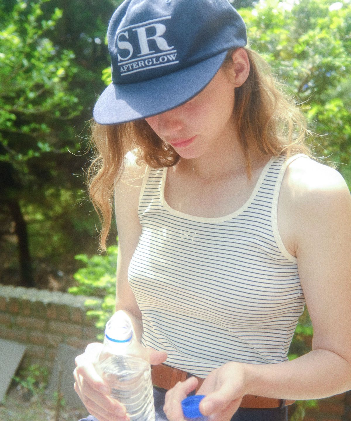 쏘이르(SO IR) LOGO STRIPE SLEEVELESS TOP - IVORY