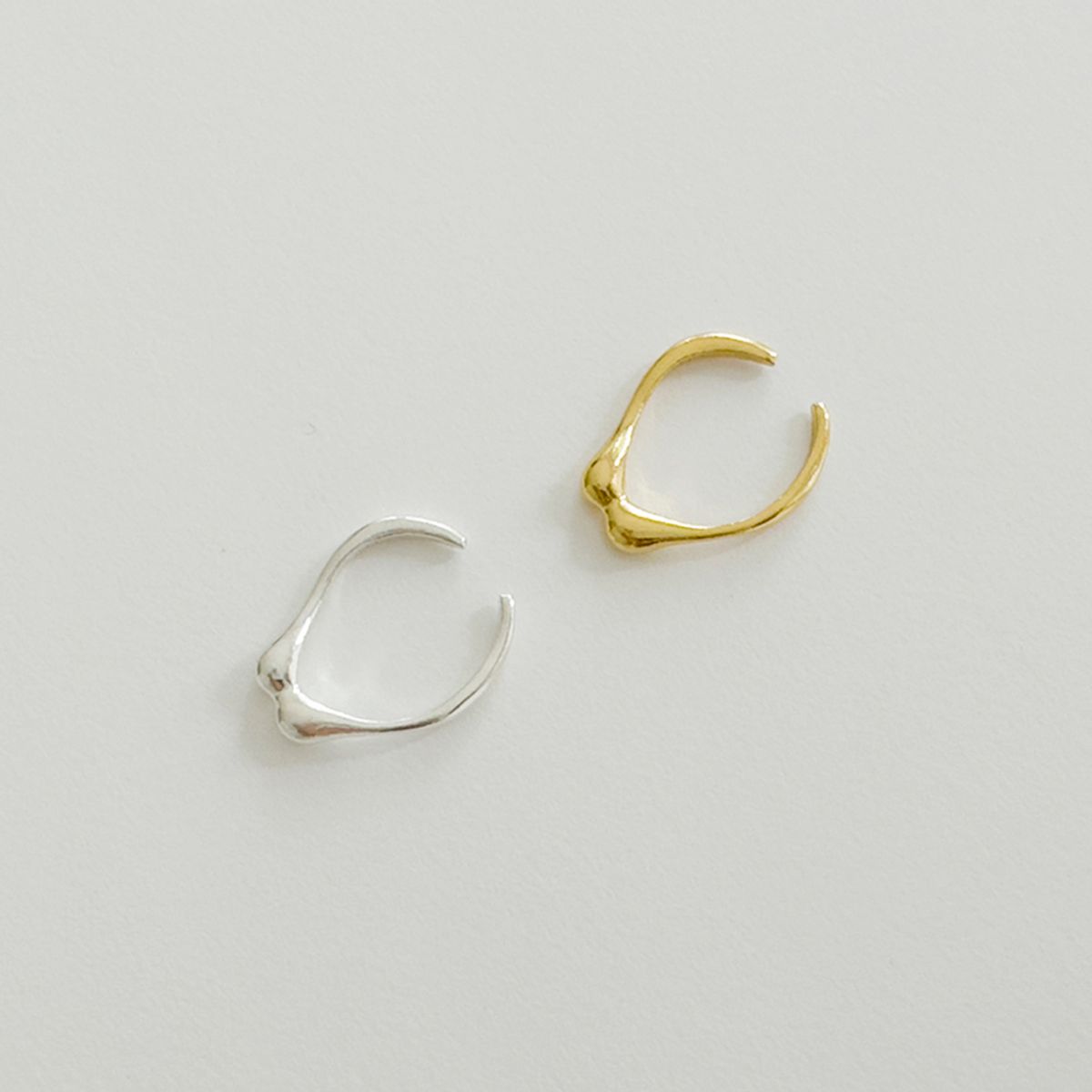 스틸 인스턴트(STILL INSTANT) Heart Greenery - Ear Cuff 04 (2colors)