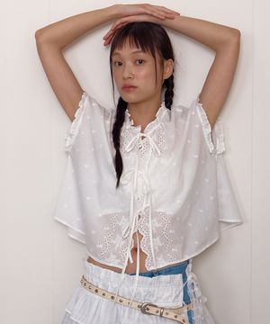 SCALLOP FRILL BLOUSE_WHITE